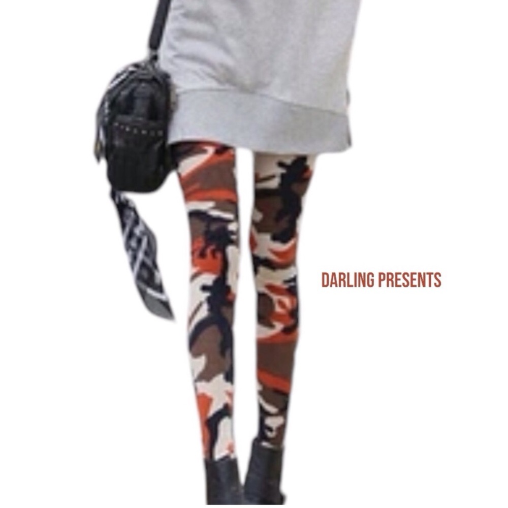 Dessert Storm Camouflage Leggings Women Size OS